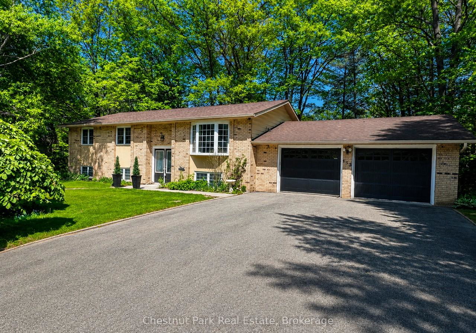135-christopher-avenue-wasaga-beach-ontario-s12947514