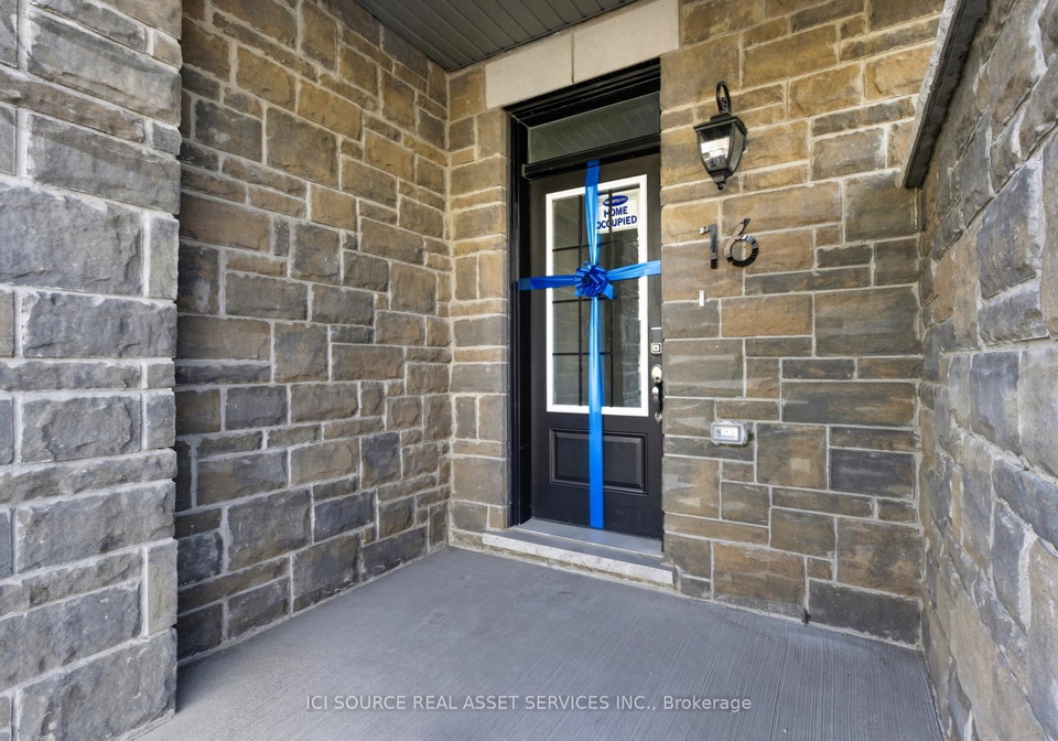 16-pearen-lane-barrie-ontario-s12949262