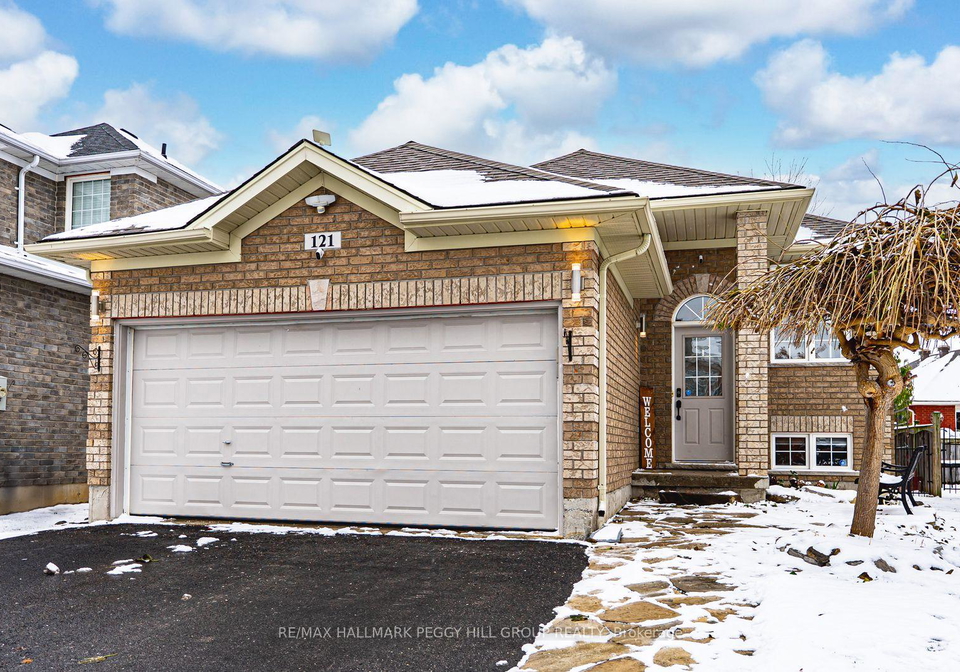 121-sovereigns-gate-barrie-ontario-s12950130