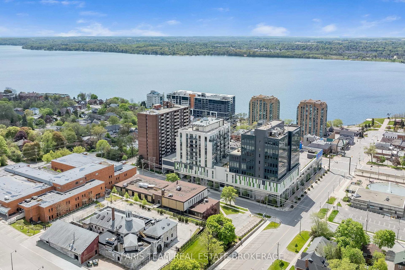 111-worsley-street-barrie-ontario-s12950214