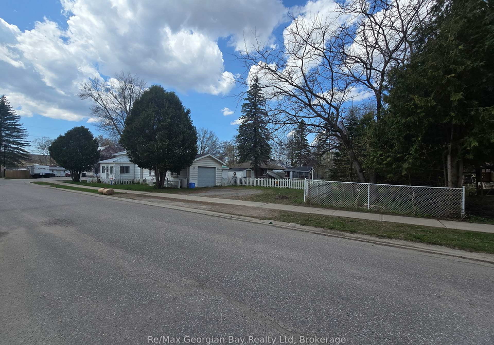 8-mill-street-severn-ontario-s12952082