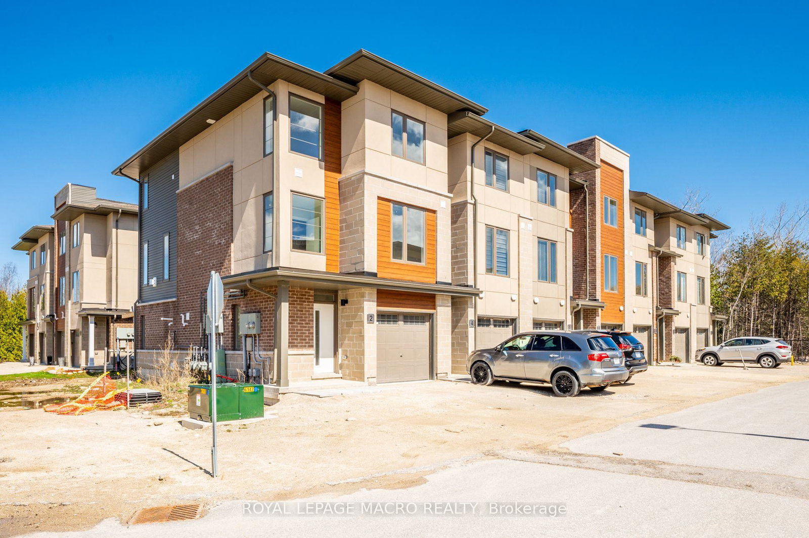 2-winters-crescent-collingwood-ontario-s12952910