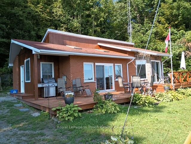468-champlain-road-penetanguishene-ontario-s12952934