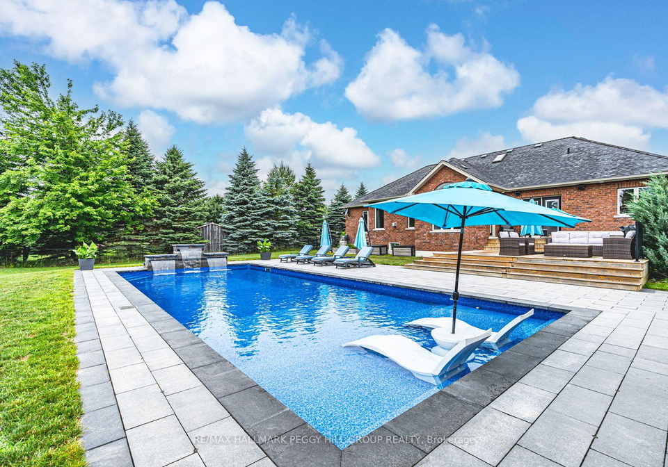 5-munro-court-springwater-ontario-s12955660