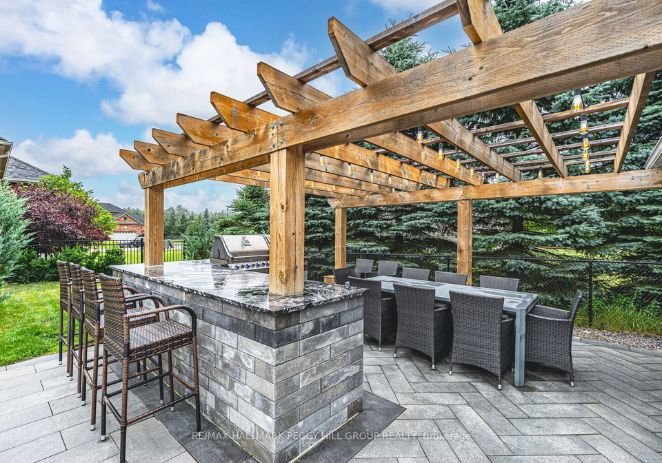 5-munro-court-springwater-ontario-s12955660