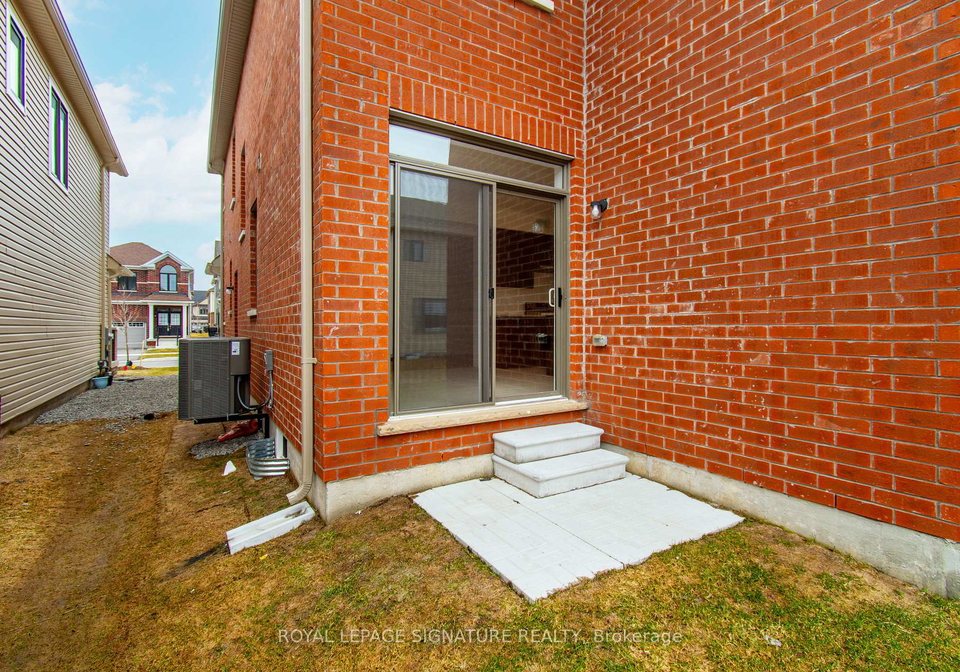 22-prudhoe-terrace-barrie-ontario-s12956448