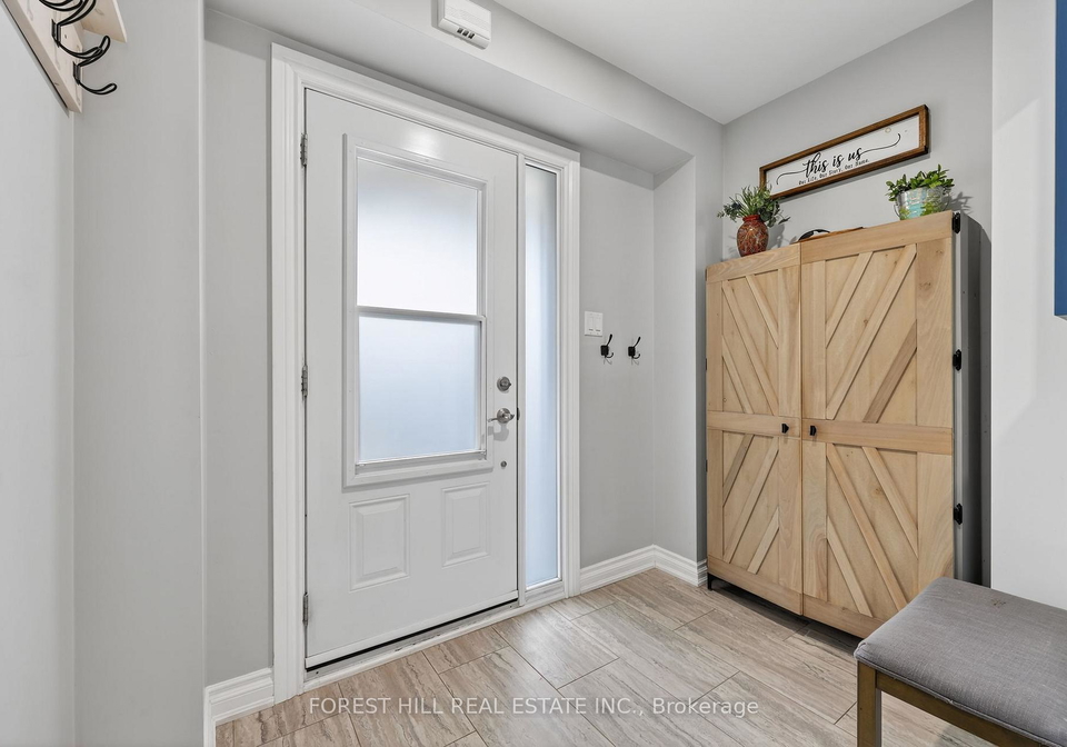 102-majesty-boulevard-barrie-ontario-s12958698