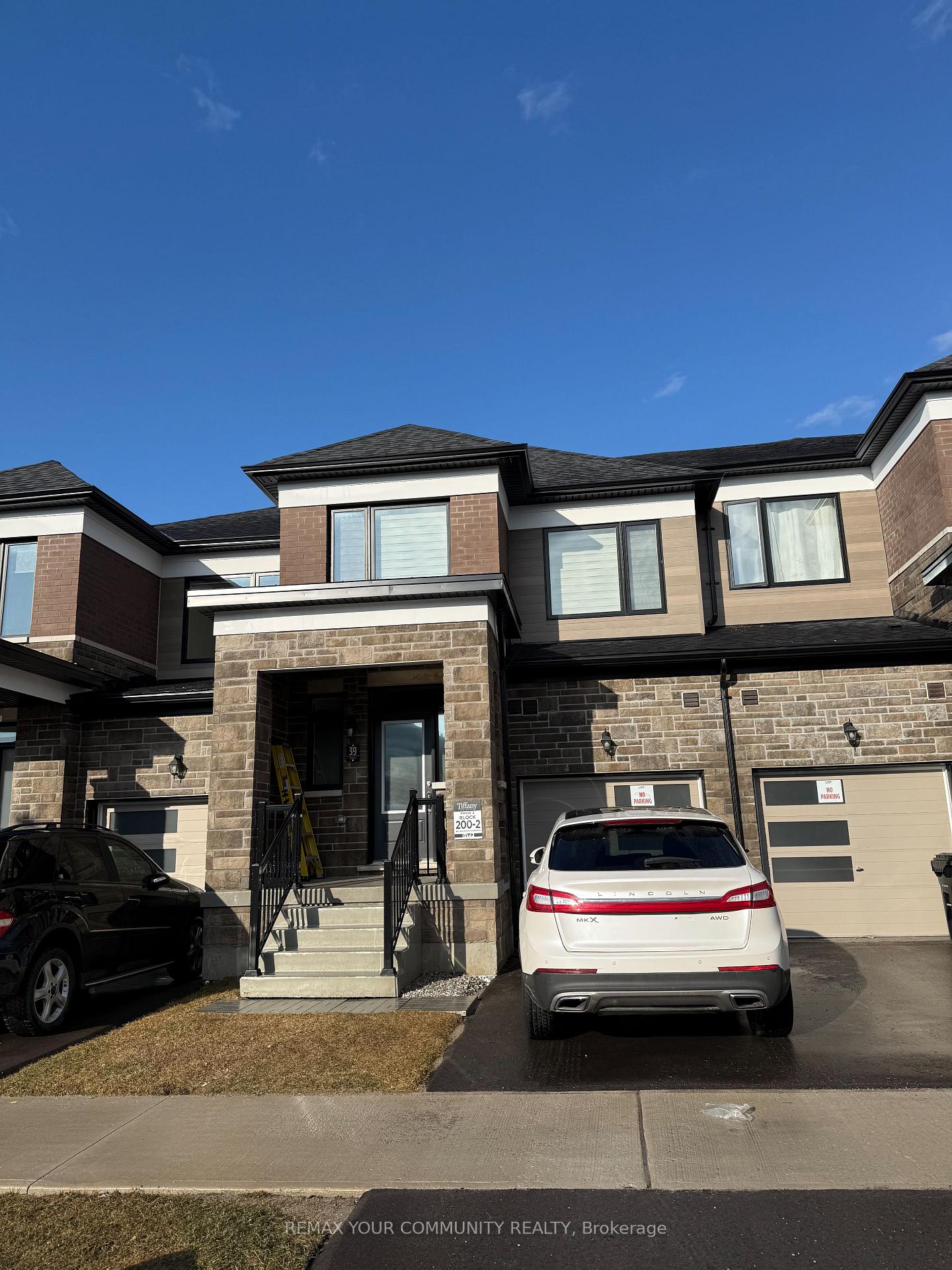 39-tamworth-terrace-barrie-ontario-s12960370