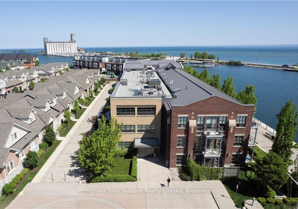 1-shipyard-lane-collingwood-ontario-s12965068