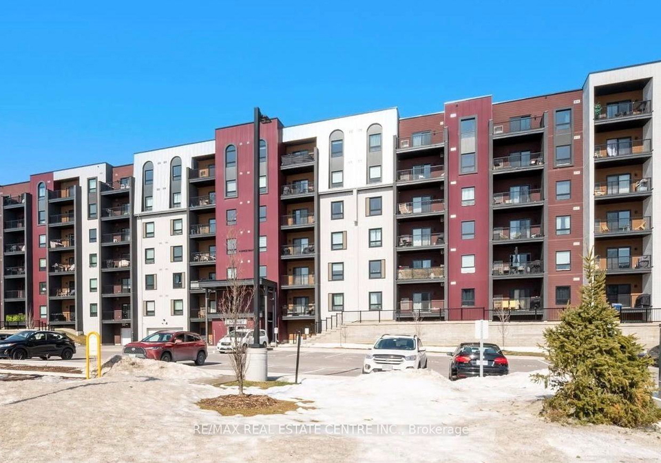 4-spice-way-barrie-ontario-s12965386