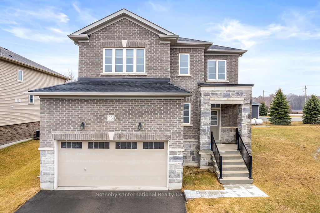 23-autumn-drive-wasaga-beach-ontario-s12965998