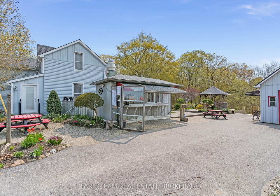 4047-horseshoe-valley-road-w-springwater-ontario-s12967634