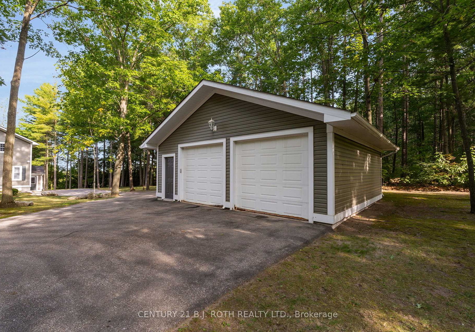 2710-portage-trail-springwater-ontario-s12969506