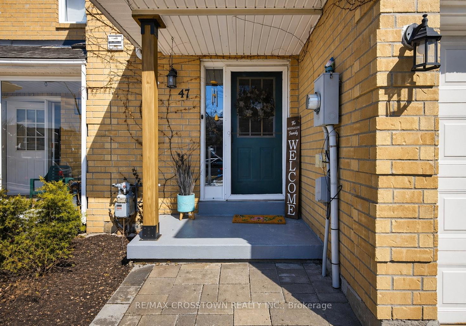 47-lyfytt-crescent-barrie-ontario-s12969952