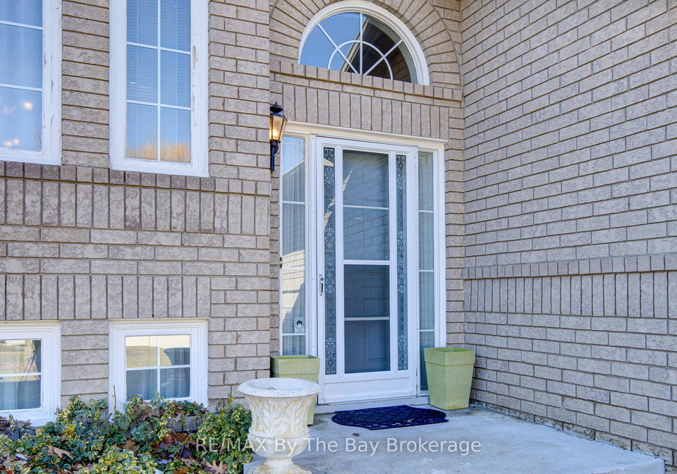 16-glen-eton-road-wasaga-beach-ontario-s12973296