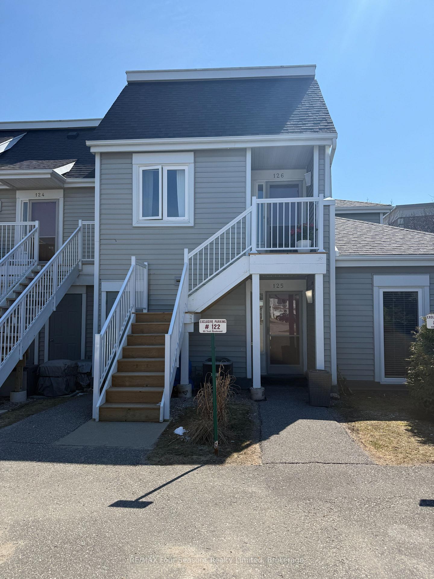 55-trott-boulevard-collingwood-ontario-s12973814