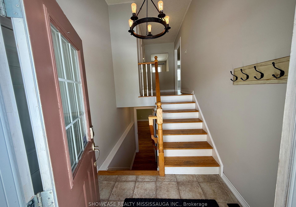 23-robert-street-s-wasaga-beach-ontario-s12974438