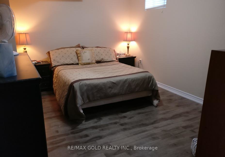 27-thrushwood-lower-drive-barrie-ontario-s12974768