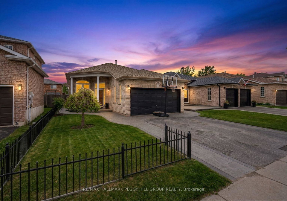64-bird-street-barrie-ontario-s12975436