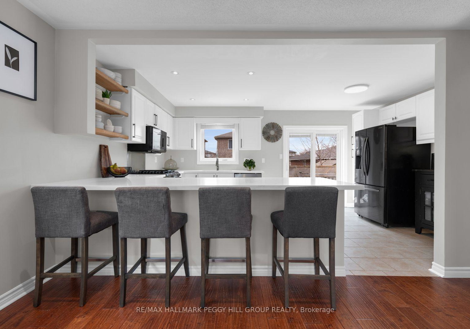 64-bird-street-barrie-ontario-s12975436