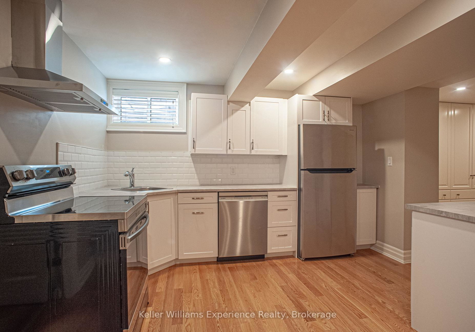 72-oxley-crescent-penetanguishene-ontario-s12975478