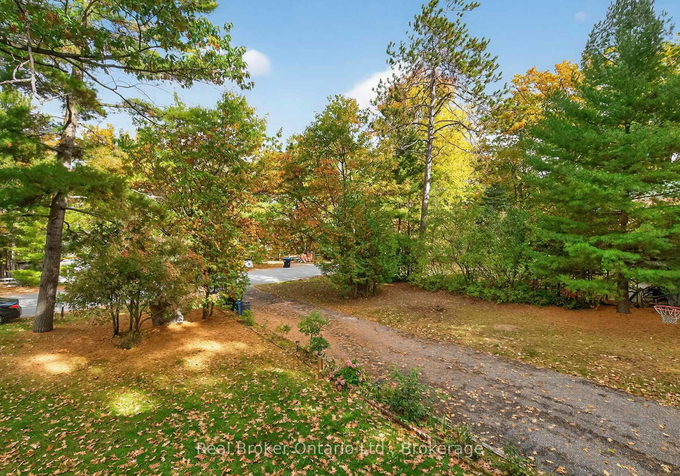 1950-champlain-road-tiny-ontario-s12978522
