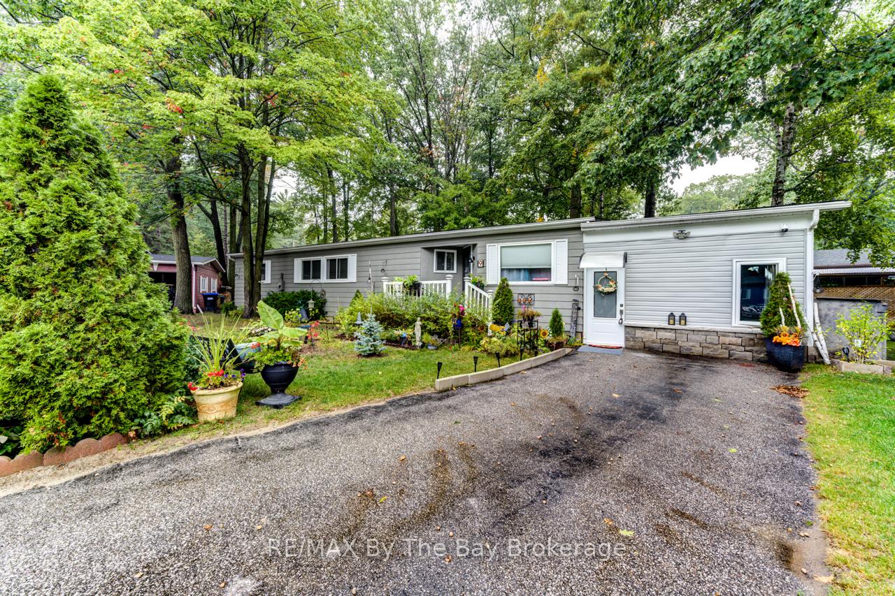 9-allen-drive-n-wasaga-beach-ontario-s12979168