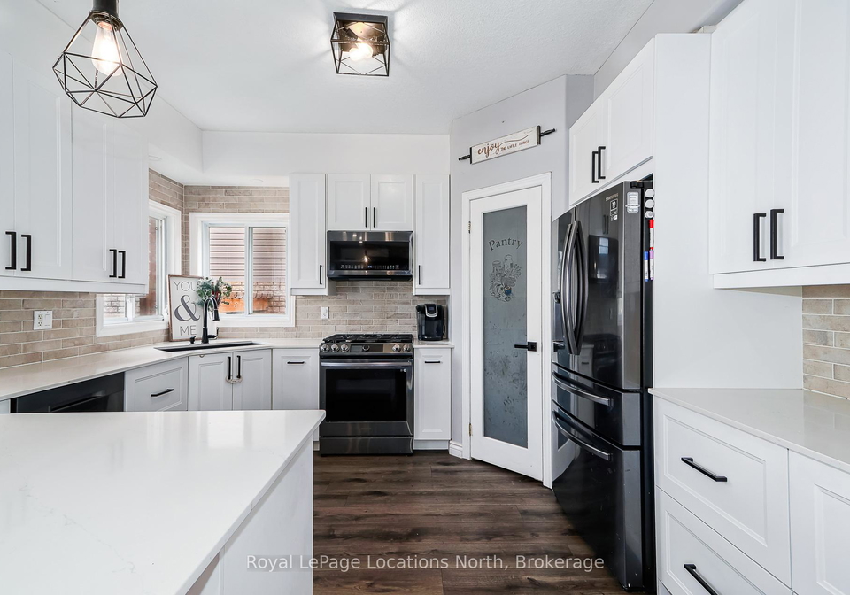 325-holden-street-collingwood-ontario-s12979604