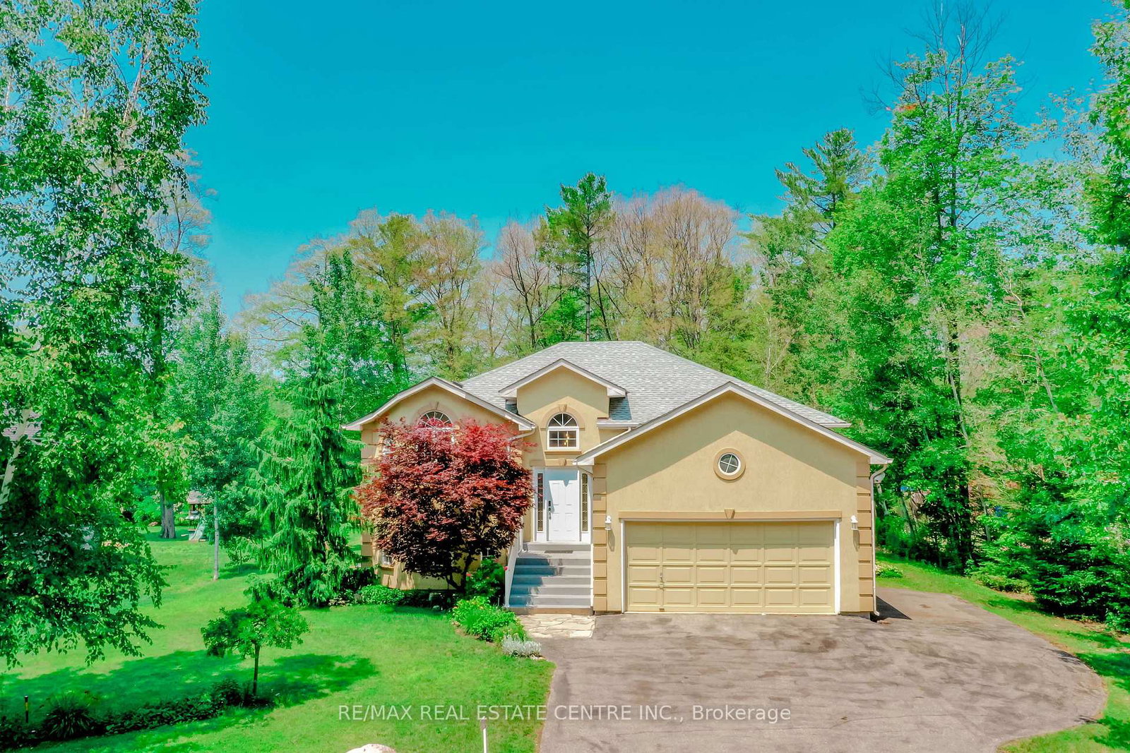 1102-siesta-drive-tiny-ontario-s12980352