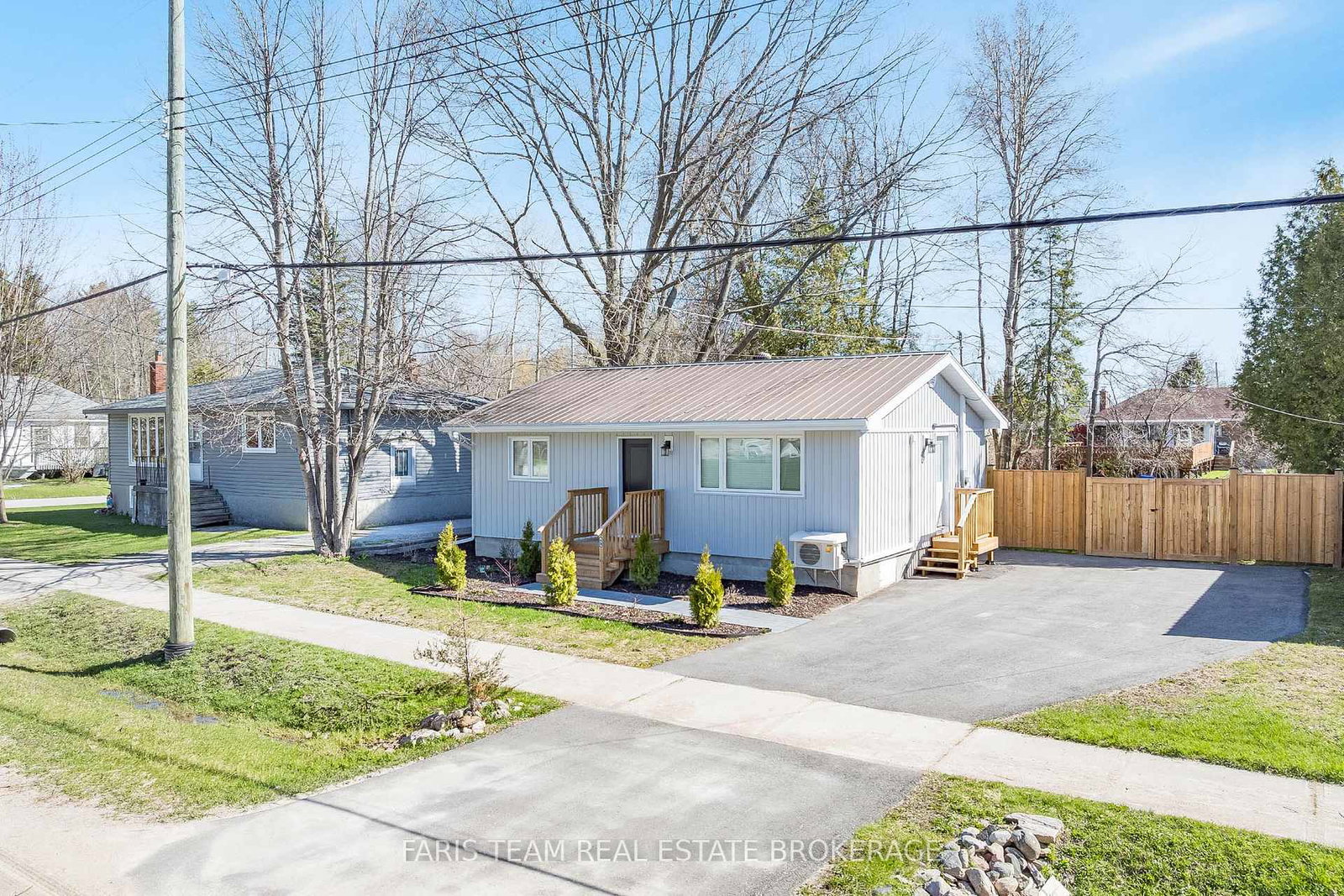 655-fourth-avenue-tay-ontario-s12981010