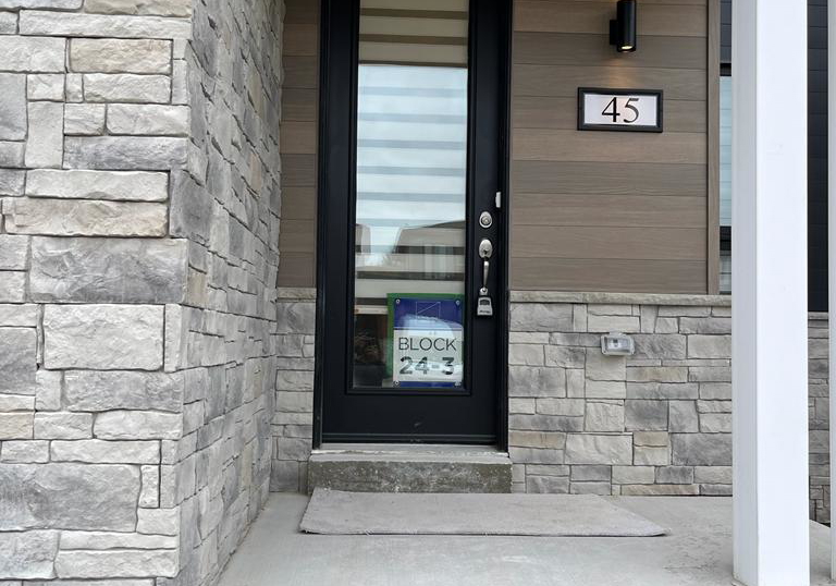 45-eberhardt-drive-e-wasaga-beach-ontario-s12984470