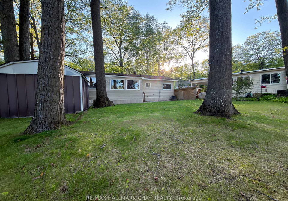 13-carruthers-street-wasaga-beach-ontario-s12986378
