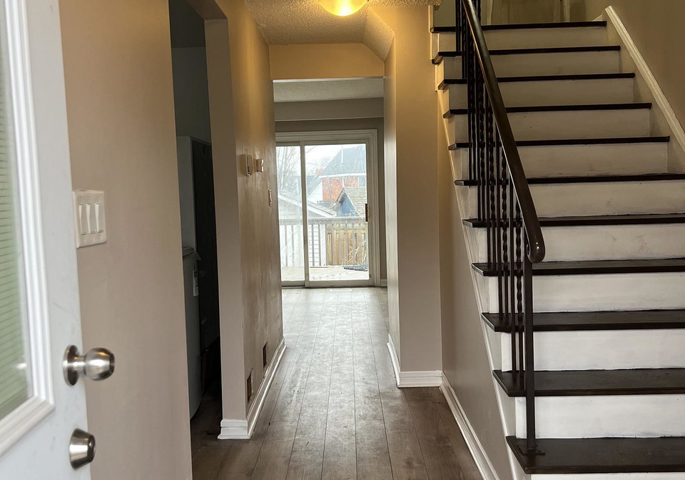 108-mulcaster-street-barrie-ontario-s12987480