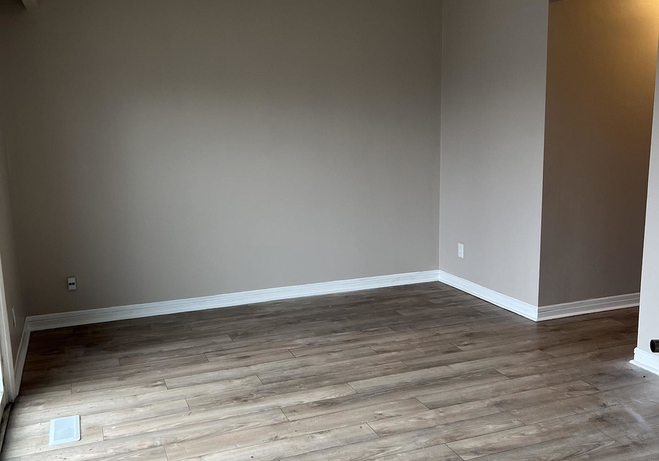 108-mulcaster-street-barrie-ontario-s12987480