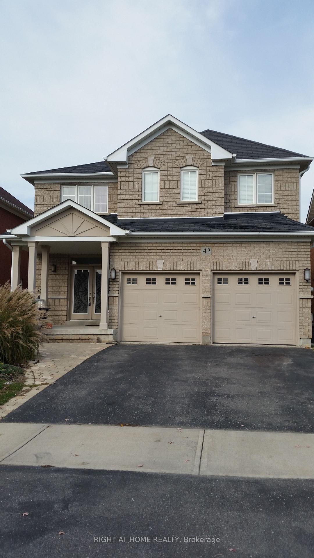 42-westminster-circle-n-barrie-ontario-s12987696