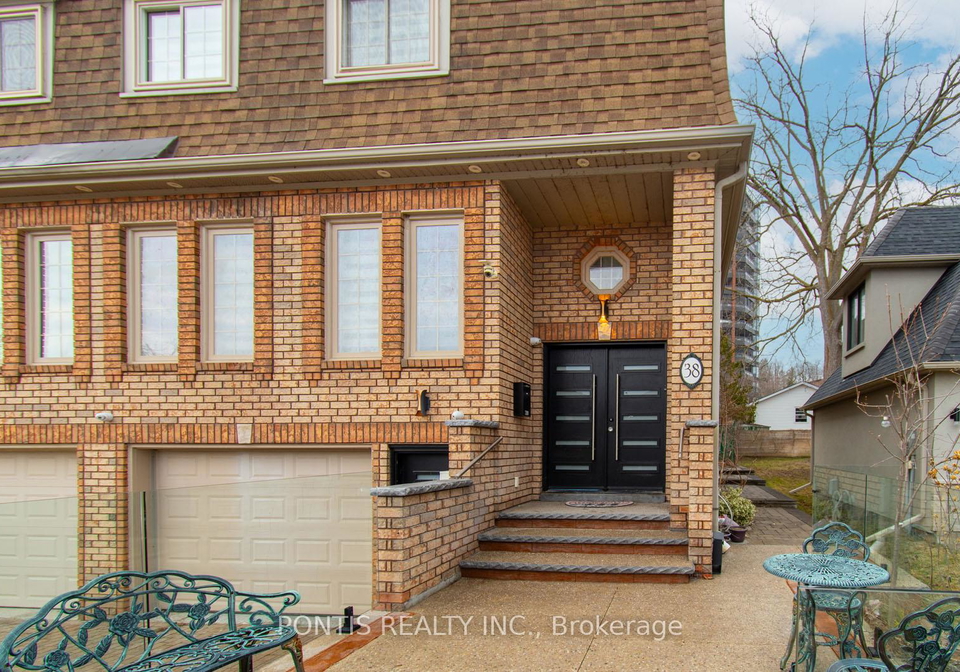 38-kempenfelt-drive-barrie-ontario-s12989698