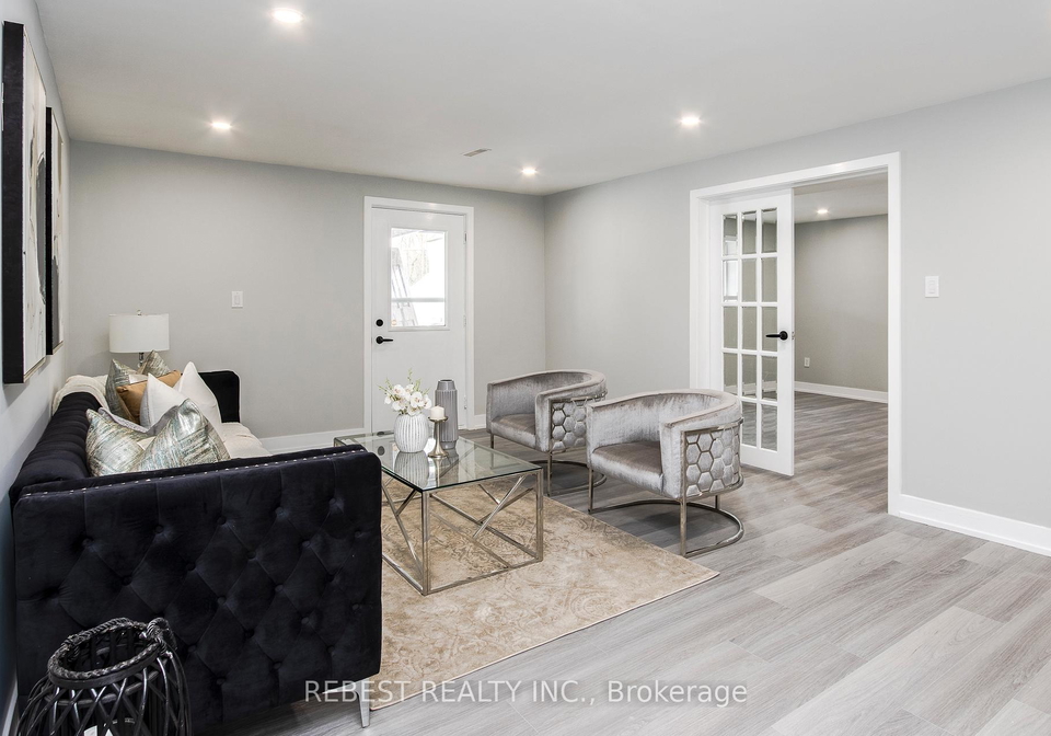 92-lillian-crescent-barrie-ontario-s12990630