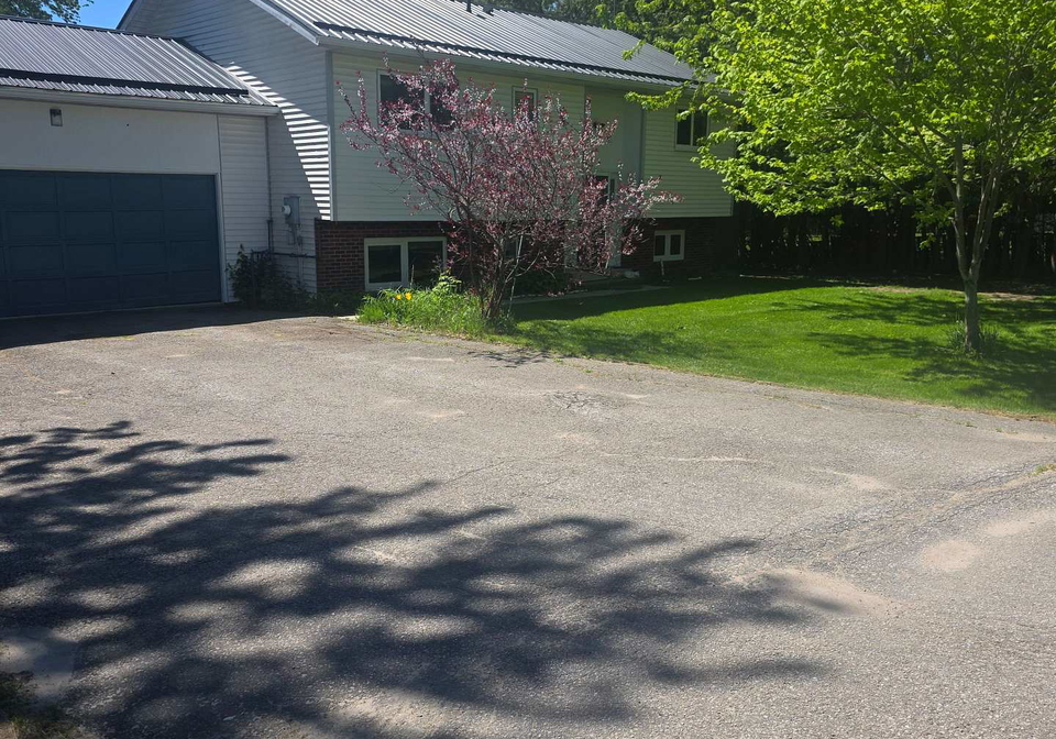859-lakeshore-road-e-oro-medonte-ontario-s12991816