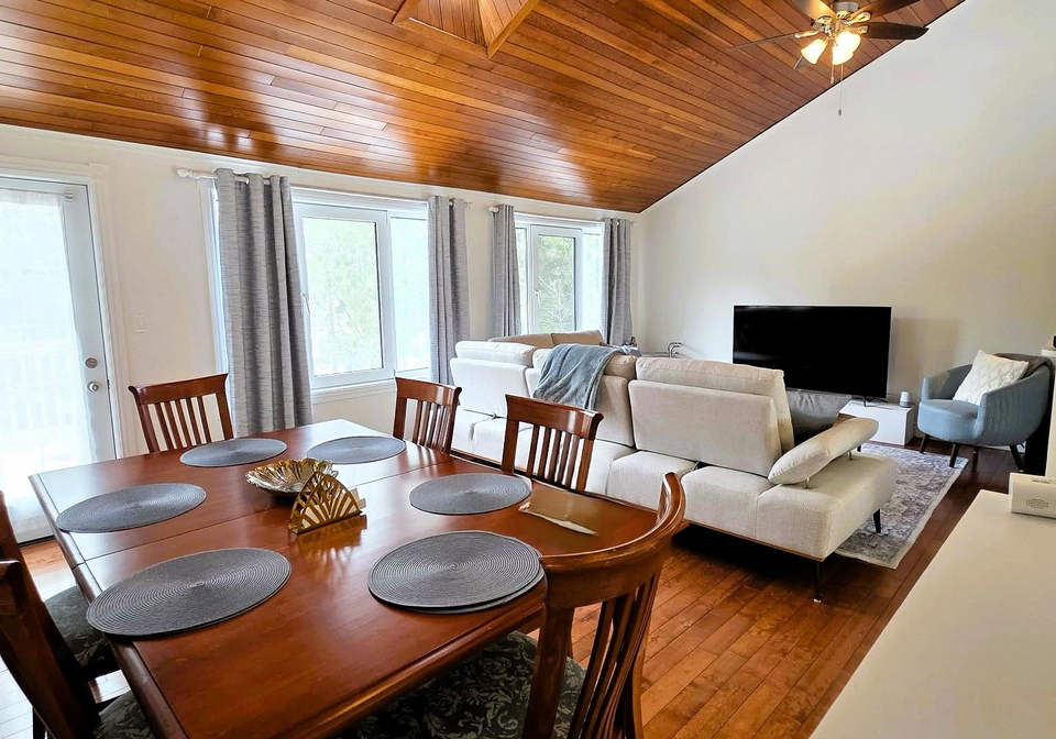 859-lakeshore-road-e-oro-medonte-ontario-s12991816