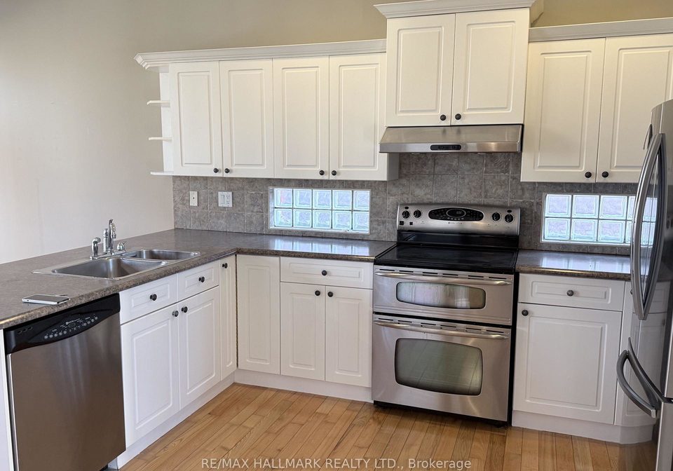 29-wildwood-trail-barrie-ontario-s12992054
