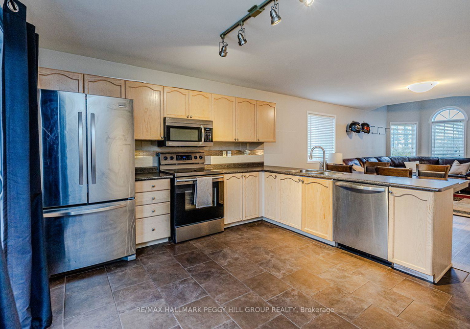 30-hewitt-place-barrie-ontario-s12992710