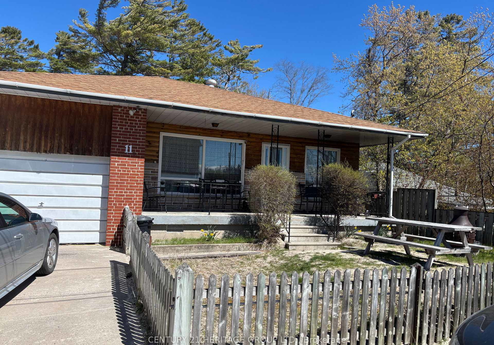 11-12th-street-n-wasaga-beach-ontario-s12996032