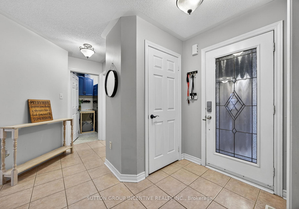 4-dunnett-drive-barrie-ontario-s12996902