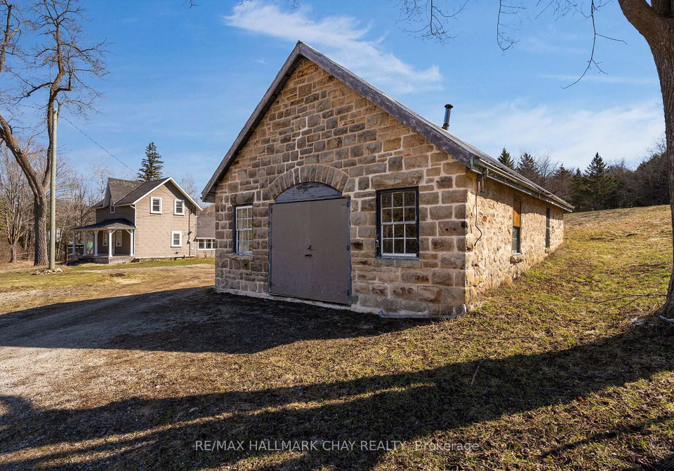 8997-county-road-9-clearview-ontario-s12997562