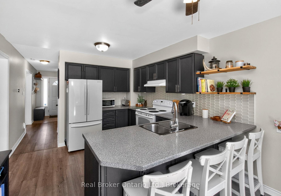 1060-dina-crescent-midland-ontario-s12998538