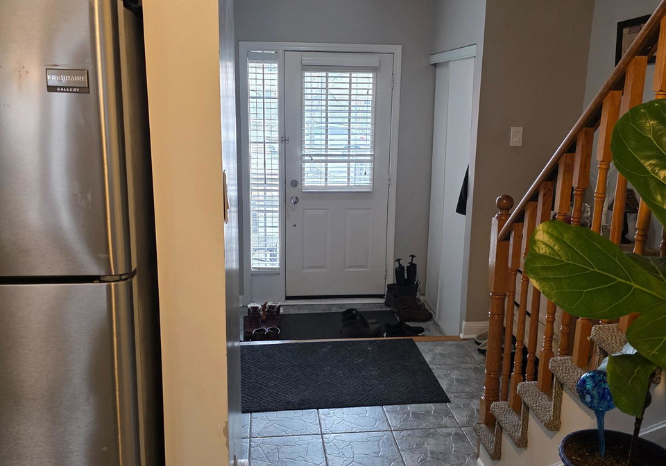 371-ferndale-drive-s-barrie-ontario-s12998672