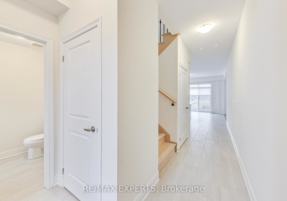 62-season-crescent-wasaga-beach-ontario-s12999292