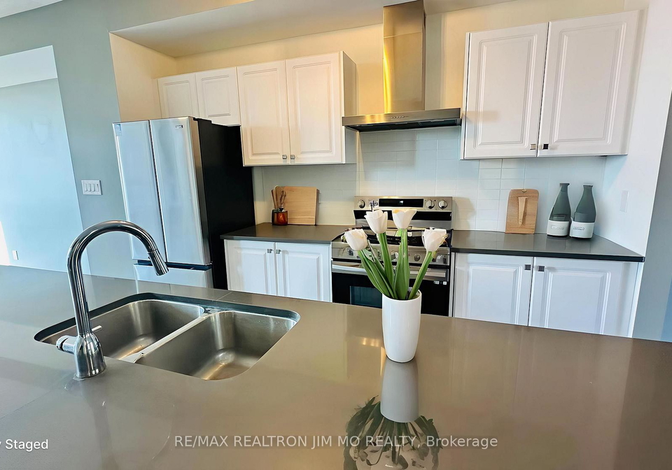 114-blue-forest-crescent-barrie-ontario-s12999852