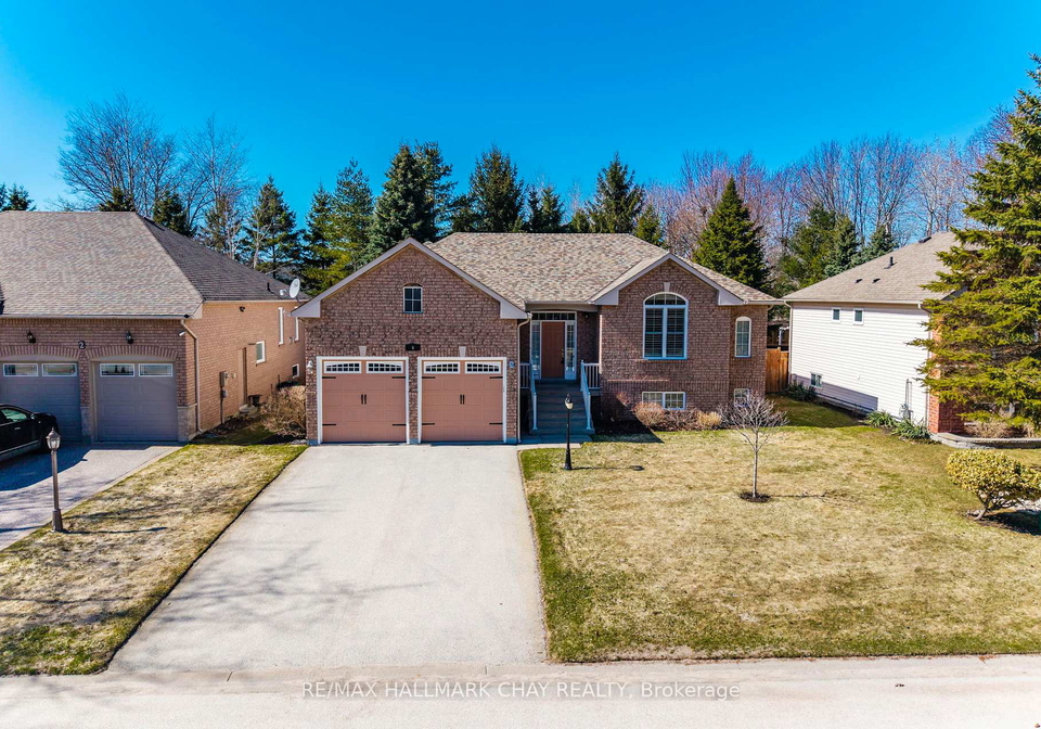 4-bay-court-wasaga-beach-ontario-s13001016