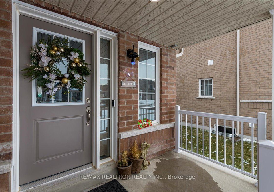 207-cubitt-street-clearview-ontario-s13002158